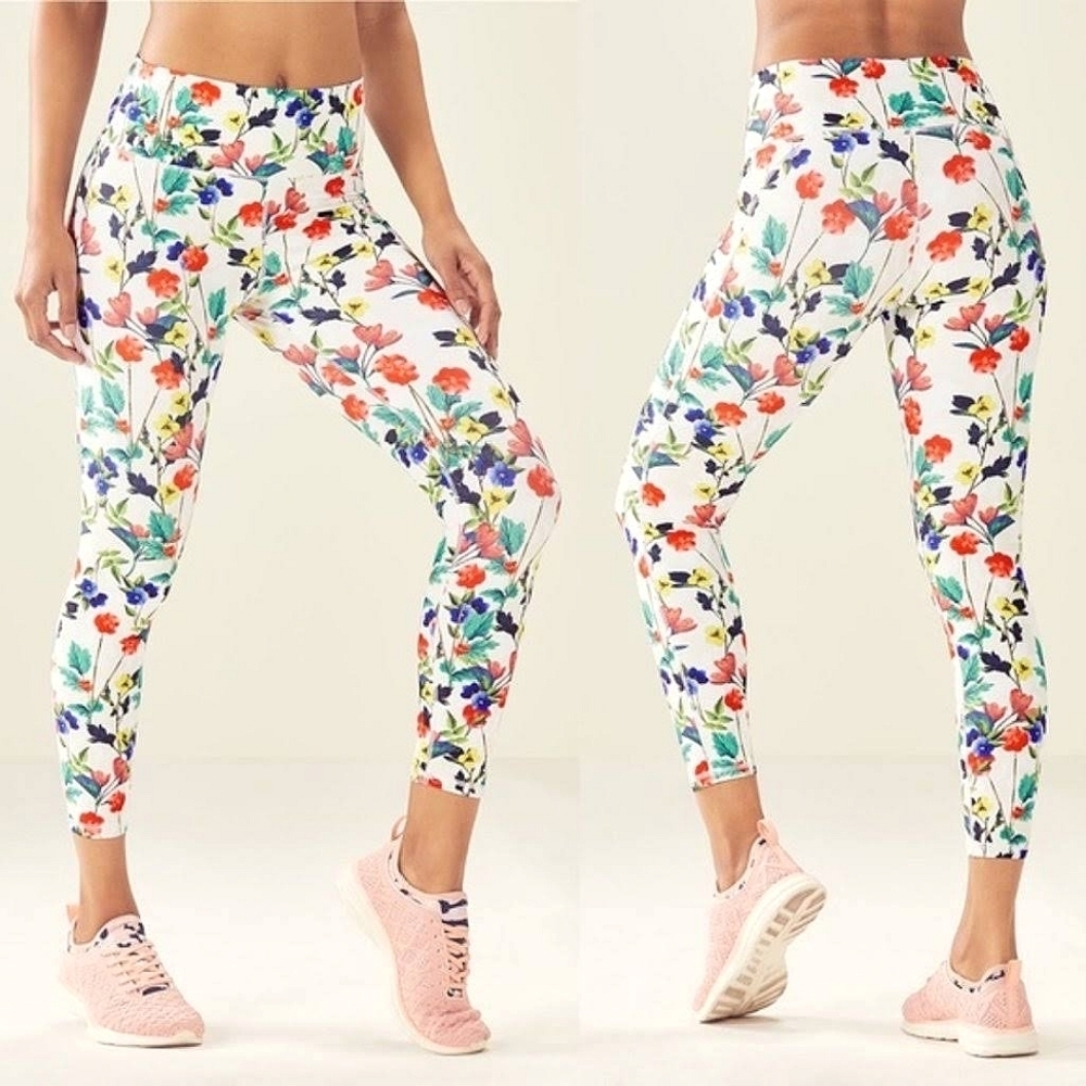 LIKE NEW Fabletics Lisette High Waisted Leggings Poppy Floral White Cream Size M